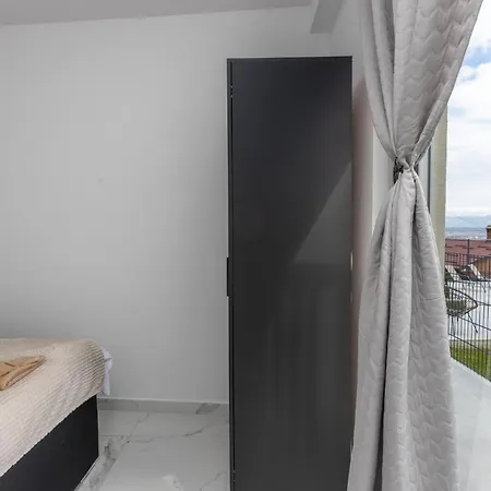 Holiday home Luxurious In Bregi With Sauna