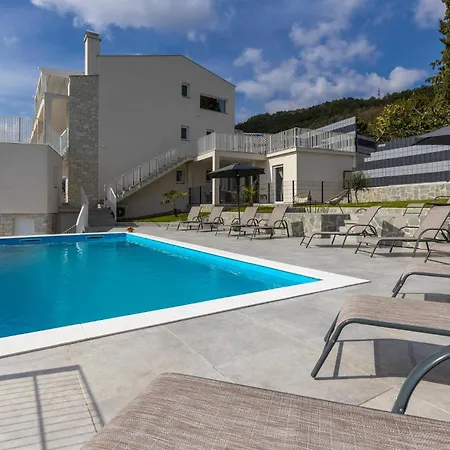 Vakantiehuis In Bregi With House Sea View Breza