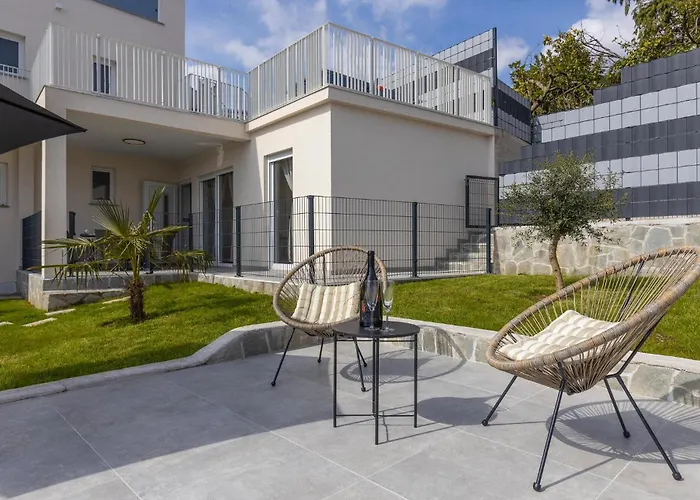 In Bregi With House Sea View
